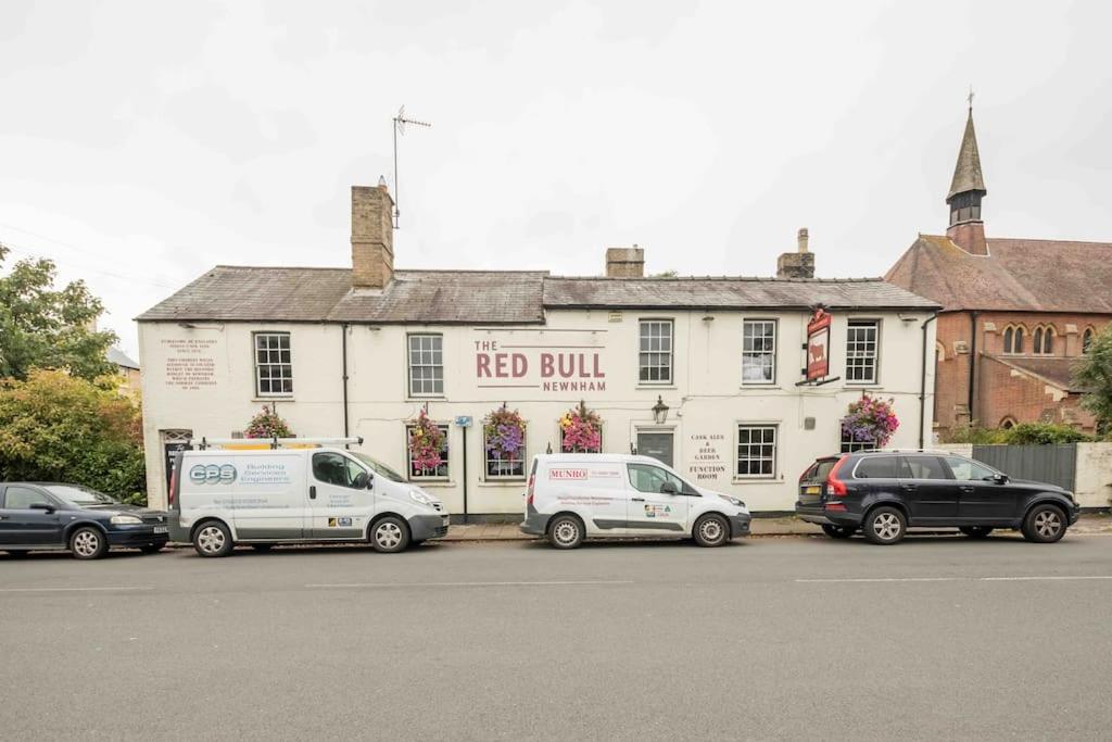 Cambridge 3 Bedroom Flat With Private Parking 外观 照片
